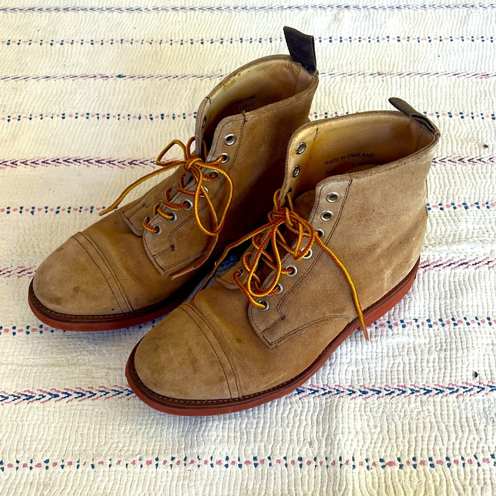 Tan Leather Ankle Boots • size 7.5 •